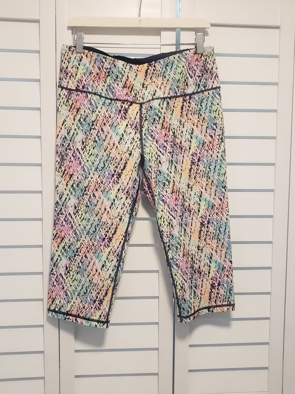 Victoria's Secret Pastel Multicolor Capri Leggings